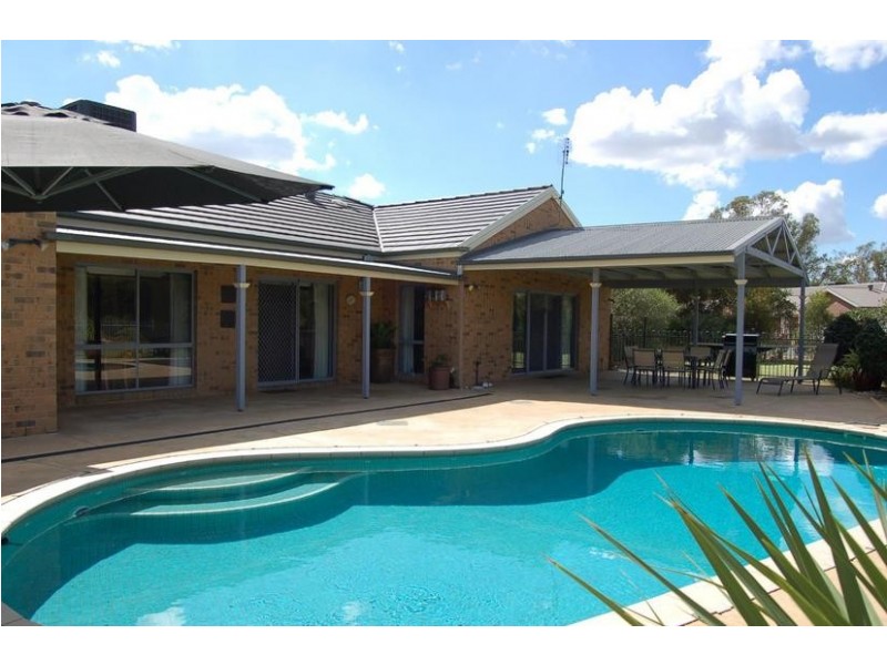 8 Ainsley Court, Echuca VIC 3564