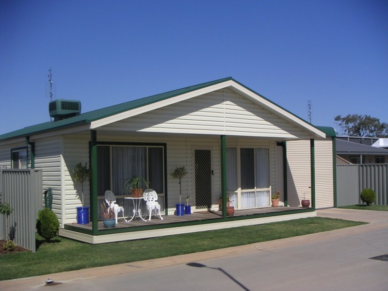 1 Cobb Haven Cobb Highway, Moama NSW 2731