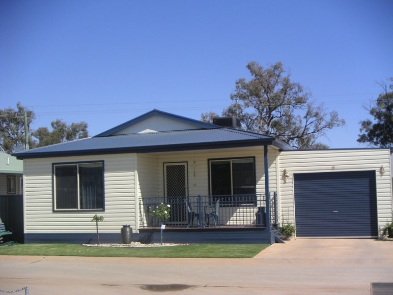 1 Cobb Haven Cobb Highway, Moama NSW 2731