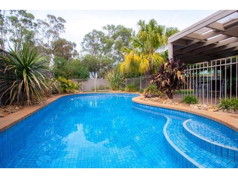 13 Kooyong Court, Echuca VIC 3564