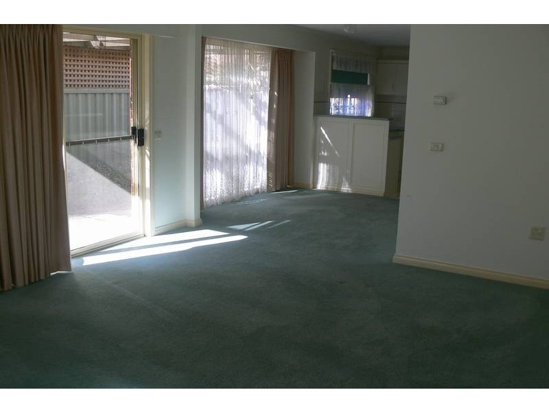 3/90 Hare Street, Echuca VIC 3564