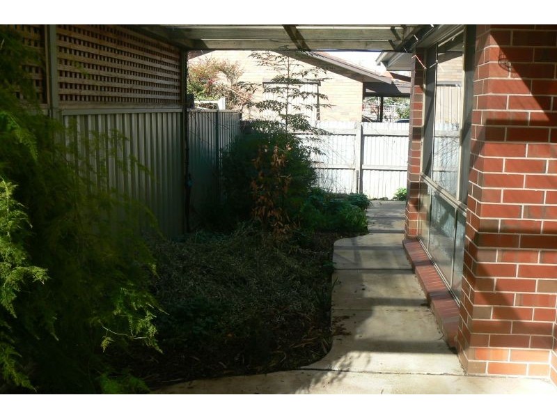 3/90 Hare Street, Echuca VIC 3564