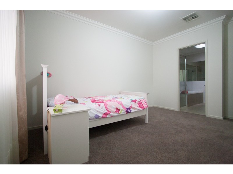 1 Arran Street, Moama NSW 2731