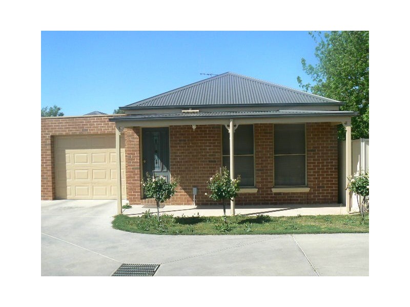 4/2 Echuca Street, Moama NSW 2731