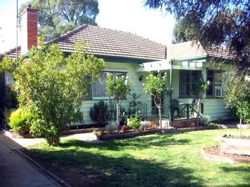 18 Haverfield Street, Echuca VIC 3564