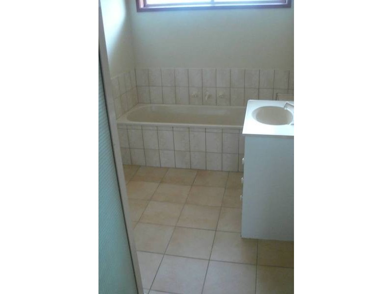 1/380 High Street, Echuca VIC 3564