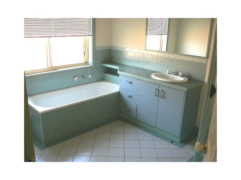 2/1 Rosendale Court, Echuca VIC 3564