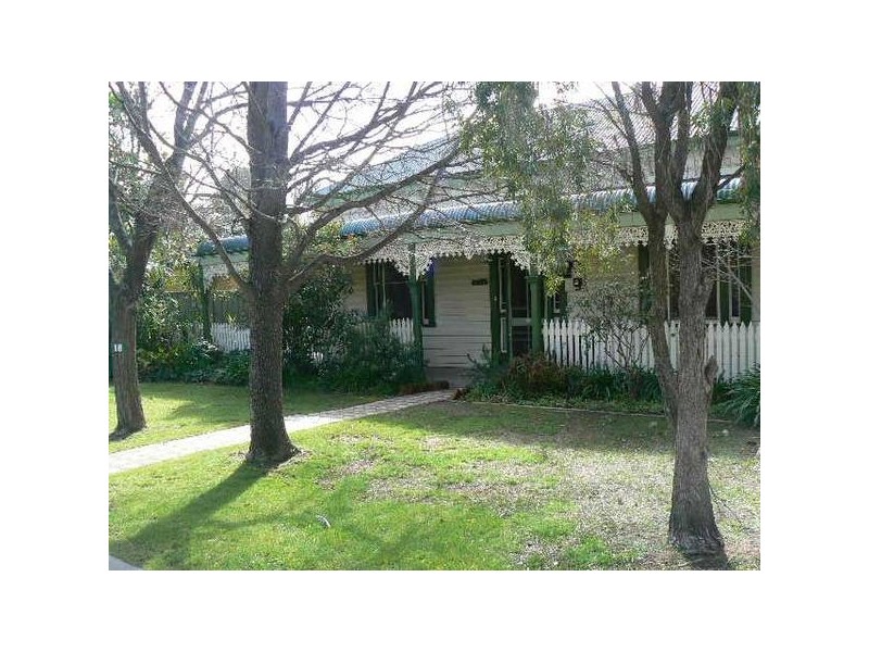 18 Dickson Street, Echuca VIC 3564