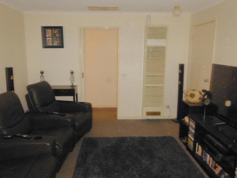 8 Alfred Avenue, Echuca VIC 3564