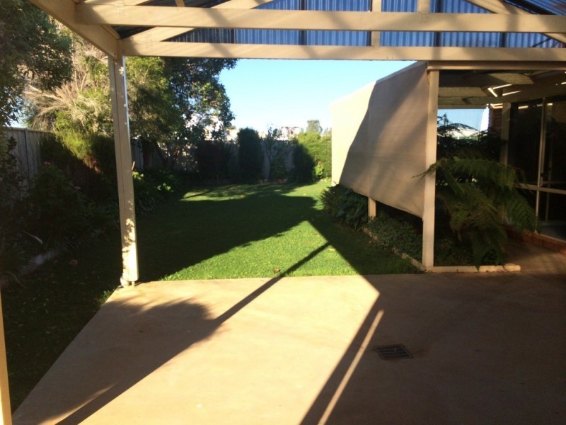 10 Sunrise Avenue, Moama NSW 2731