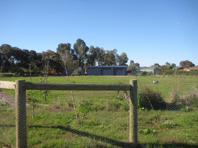 Lot 2, Meadow Court, Echuca VIC 3564