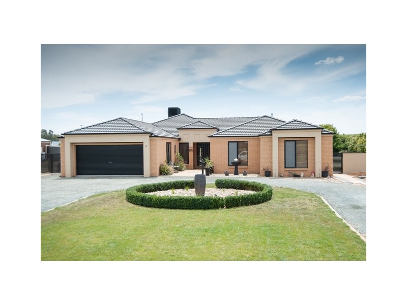 15 Rivergums Drive, Moama NSW 2731