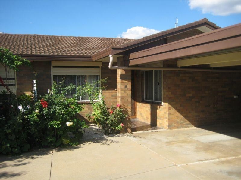 2/18 Landsborough Street, Echuca VIC 3564