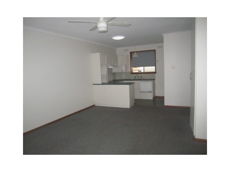 2/18 Landsborough Street, Echuca VIC 3564