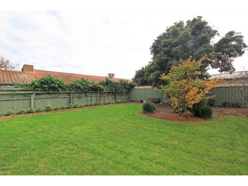 69 Campaspe Esplanade, Echuca VIC 3564