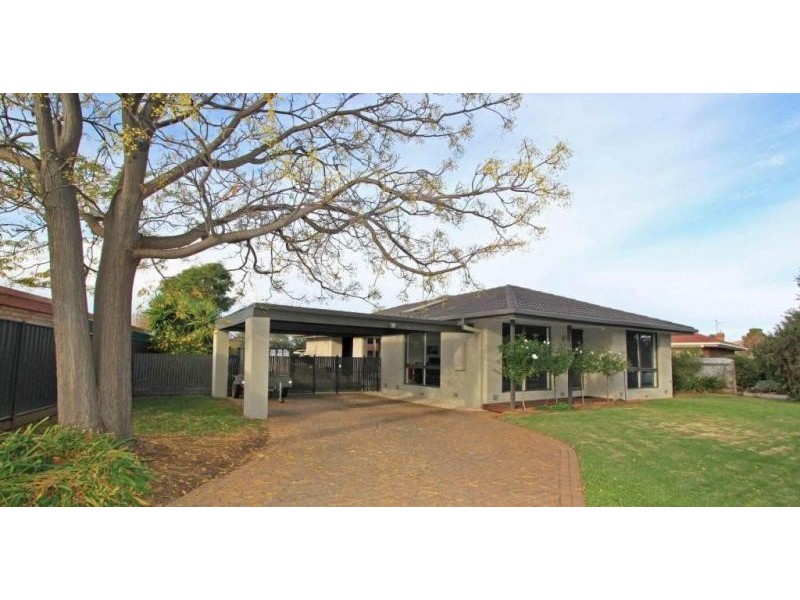 45 Rutley Crescent, Echuca VIC 3564