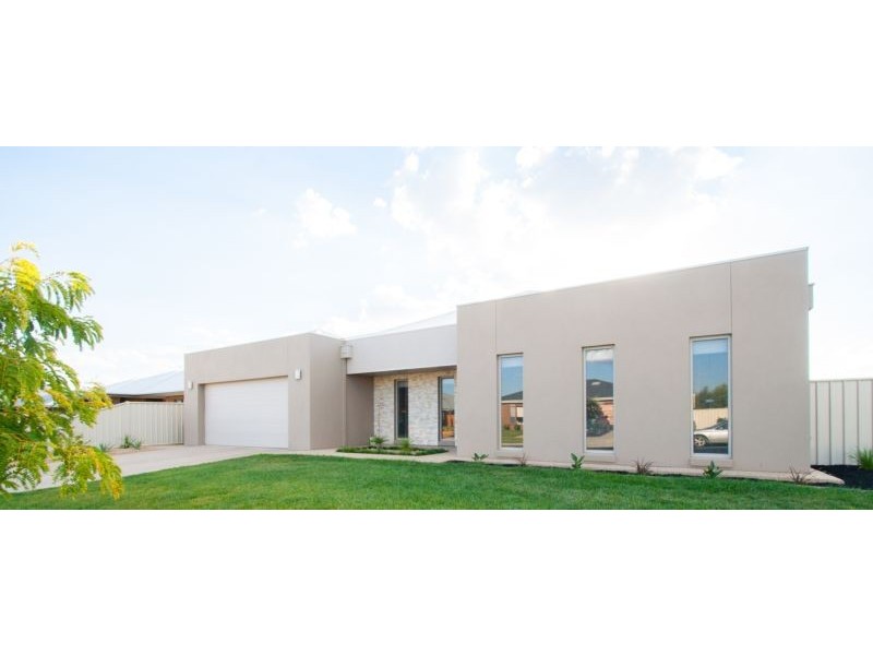 9 Healey Court, Moama NSW 2731