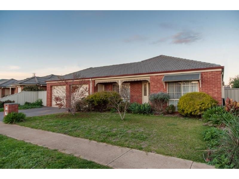 12 Aberdeen Way, Moama NSW 2731