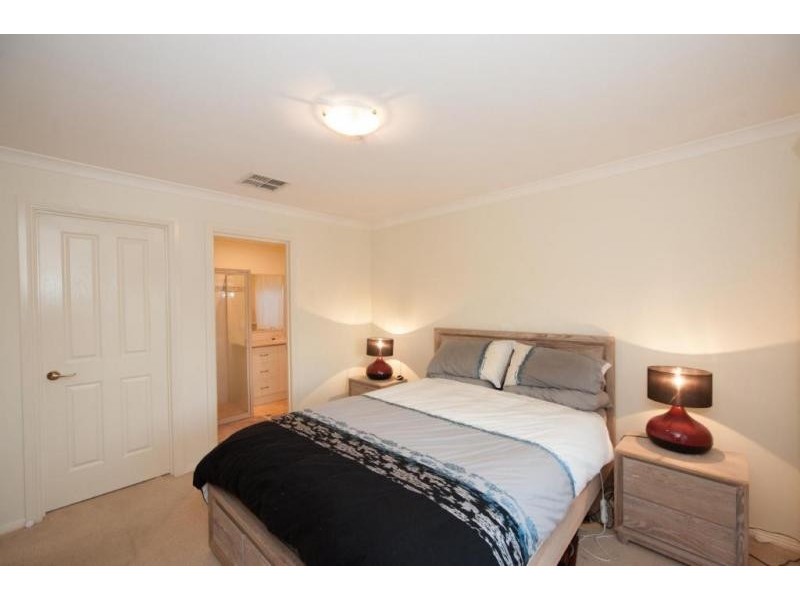 12 Aberdeen Way, Moama NSW 2731