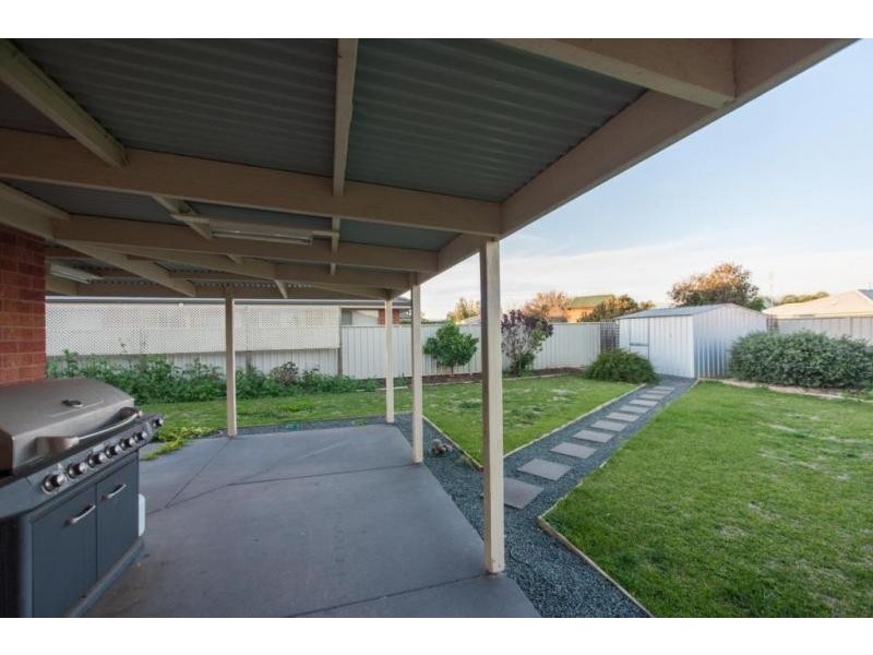 12 Aberdeen Way, Moama NSW 2731