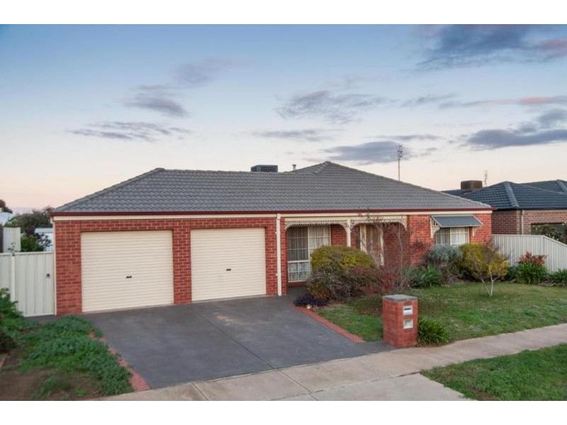 12 Aberdeen Way, Moama NSW 2731