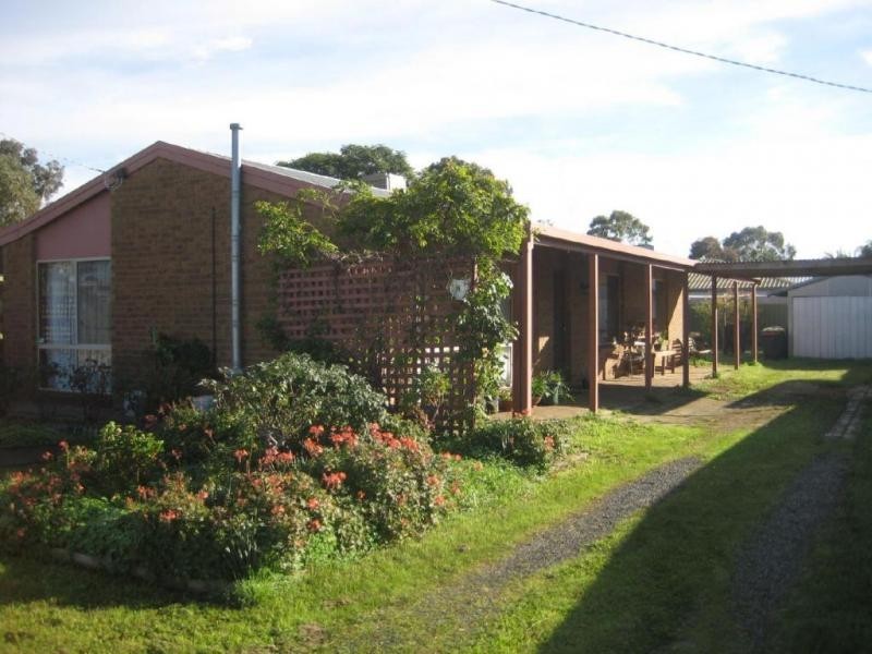8 Service Street, Echuca VIC 3564