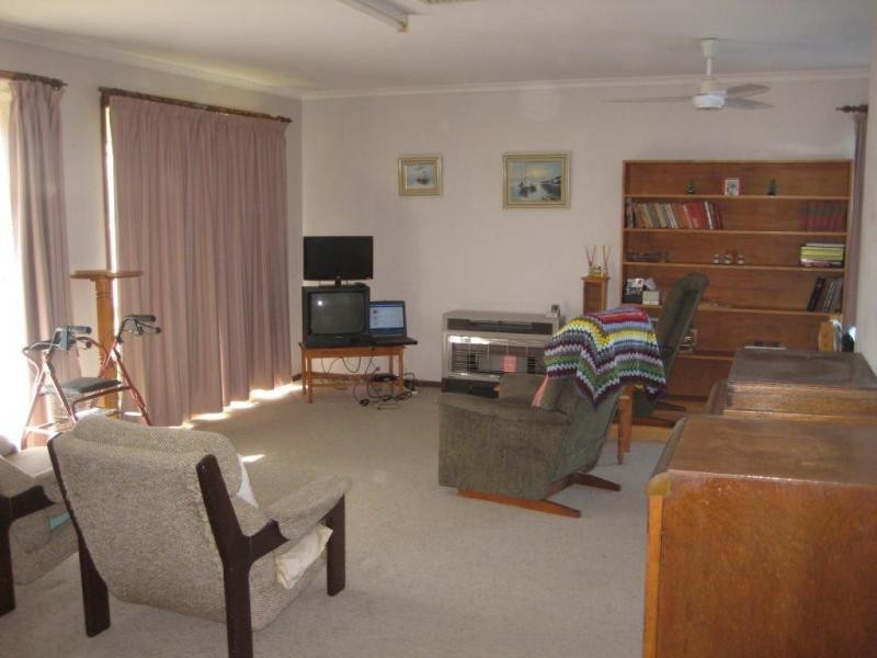 8 Service Street, Echuca VIC 3564