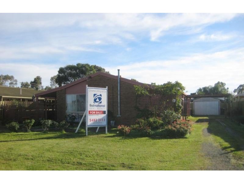 8 Service Street, Echuca VIC 3564
