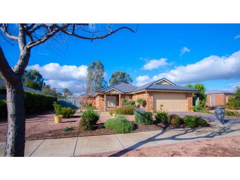8a Caroline Court, Echuca VIC 3564