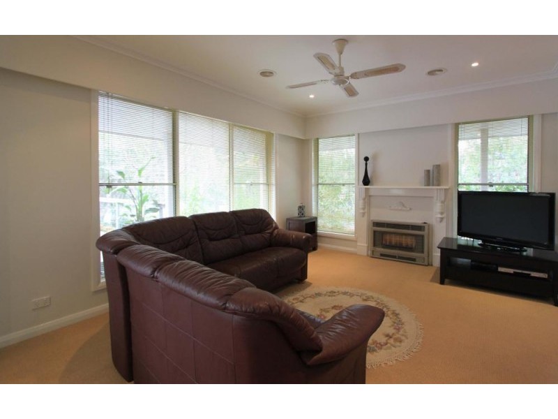 69 Campaspe Esplanade, Echuca VIC 3564