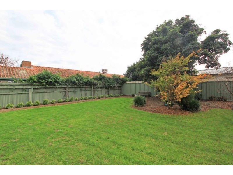 69 Campaspe Esplanade, Echuca VIC 3564