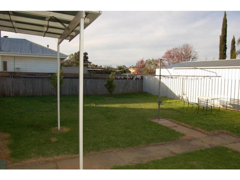 14 Fleming Street, Echuca VIC 3564