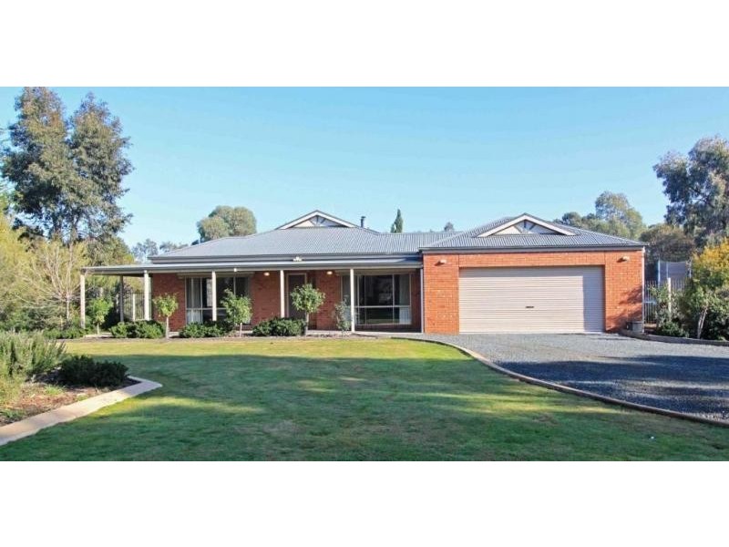 25 Wharparilla Drive, Echuca VIC 3564