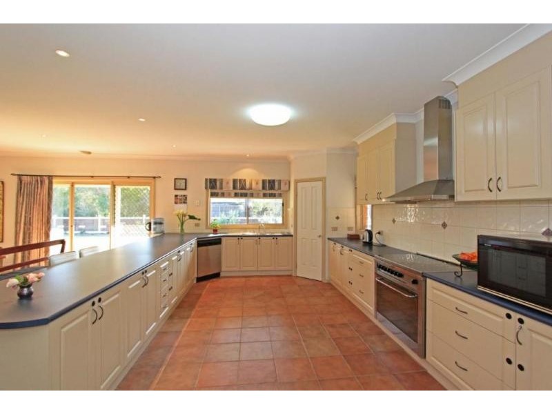 25 Wharparilla Drive, Echuca VIC 3564