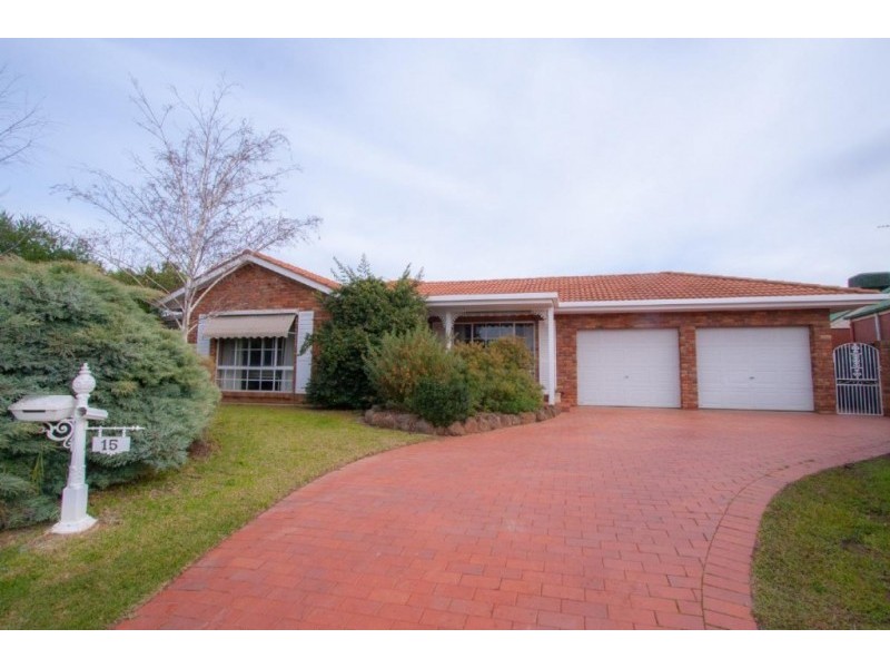 15 Winnima Avenue, Moama NSW 2731