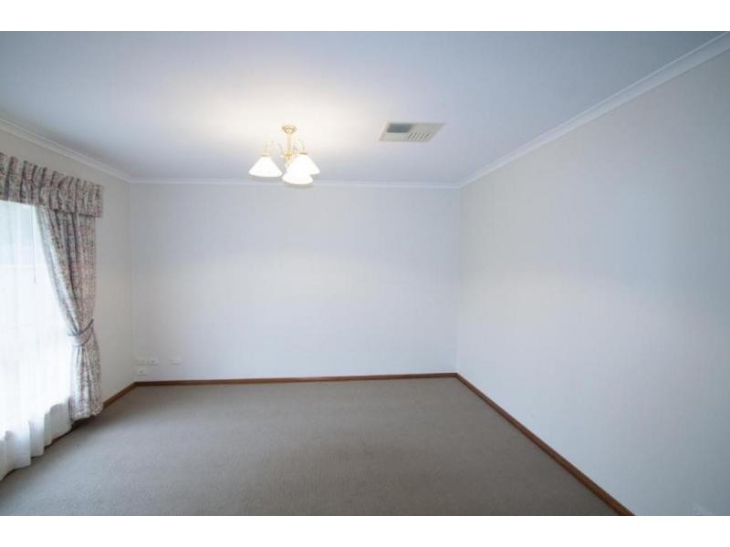 6 Kooyong Court, Echuca VIC 3564