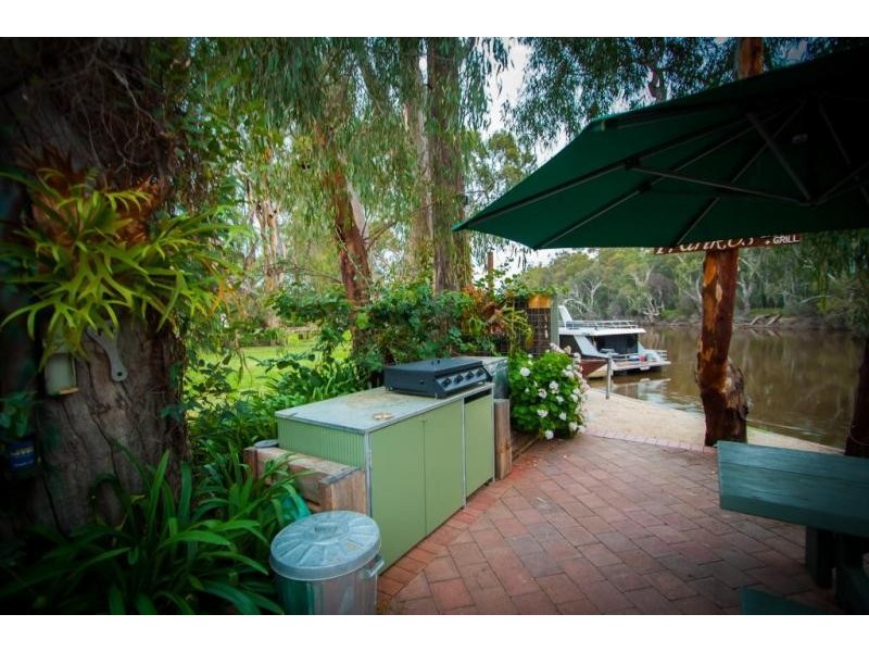 90 Wharparilla Drive, Echuca VIC 3564