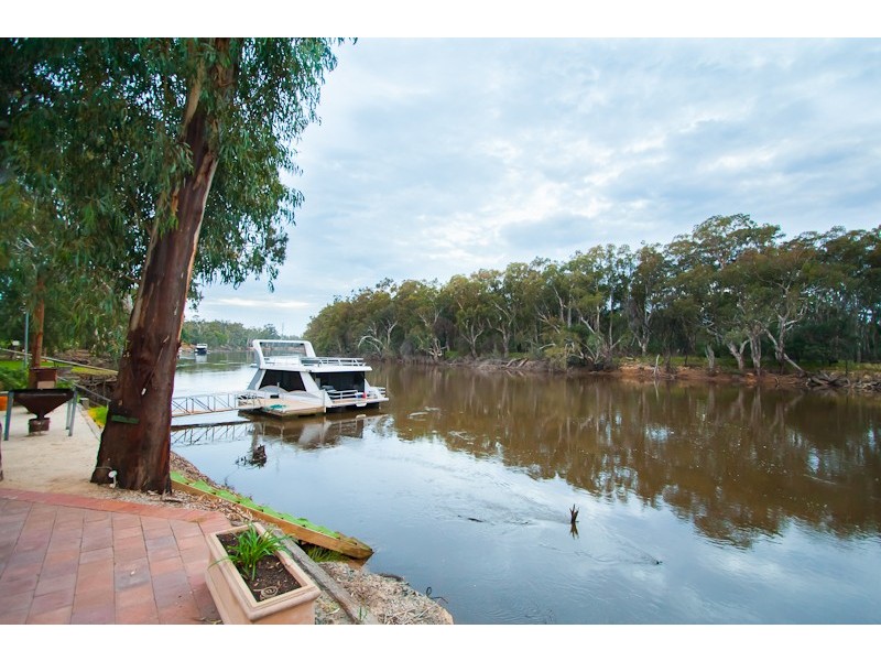 90 Wharparilla Drive, Echuca VIC 3564