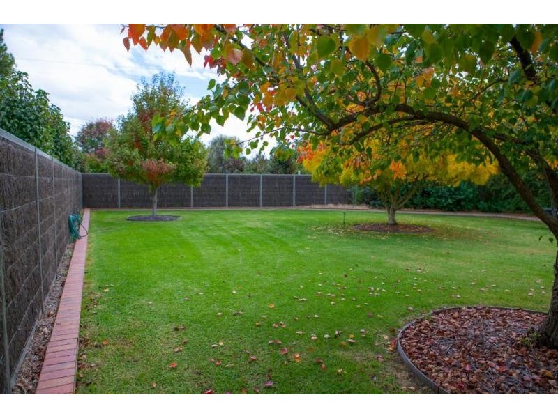 90 Wharparilla Drive, Echuca VIC 3564