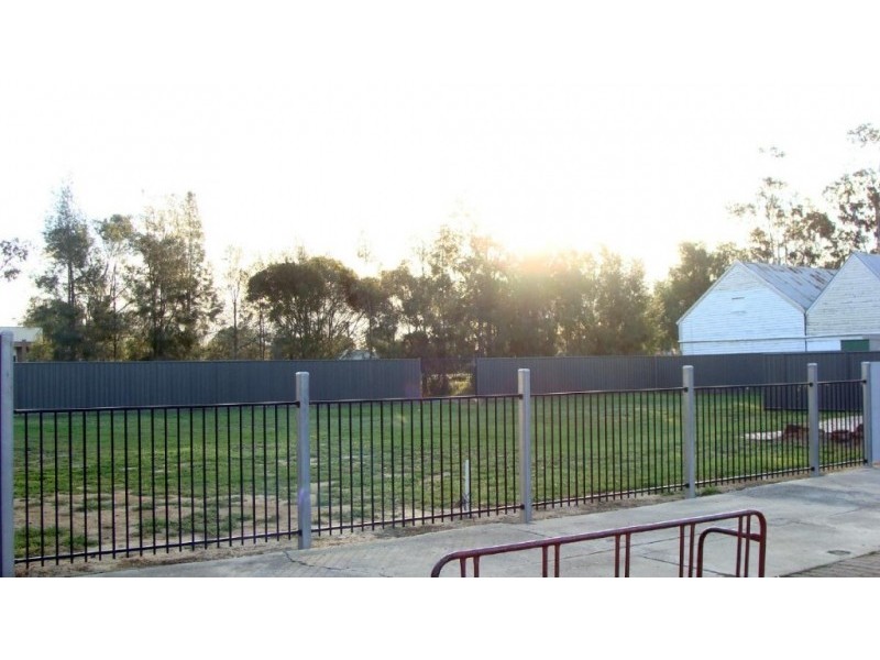 22 Livingstone Street, Mathoura NSW 2710