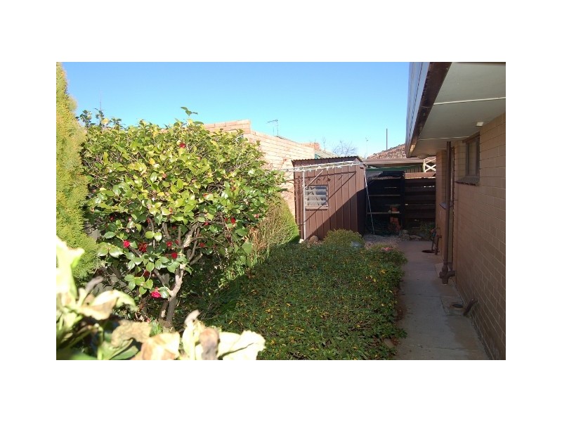 2/21 Hare Street, Echuca VIC 3564