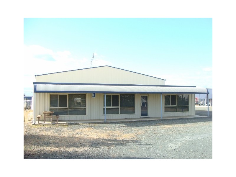 3 Moore Street, Moama NSW 2731