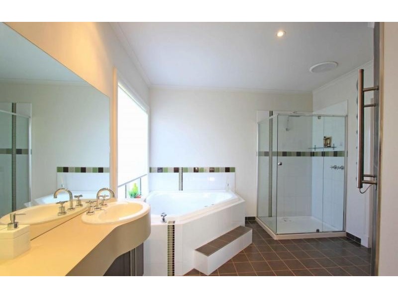 15 Cabernet Drive, Moama NSW 2731