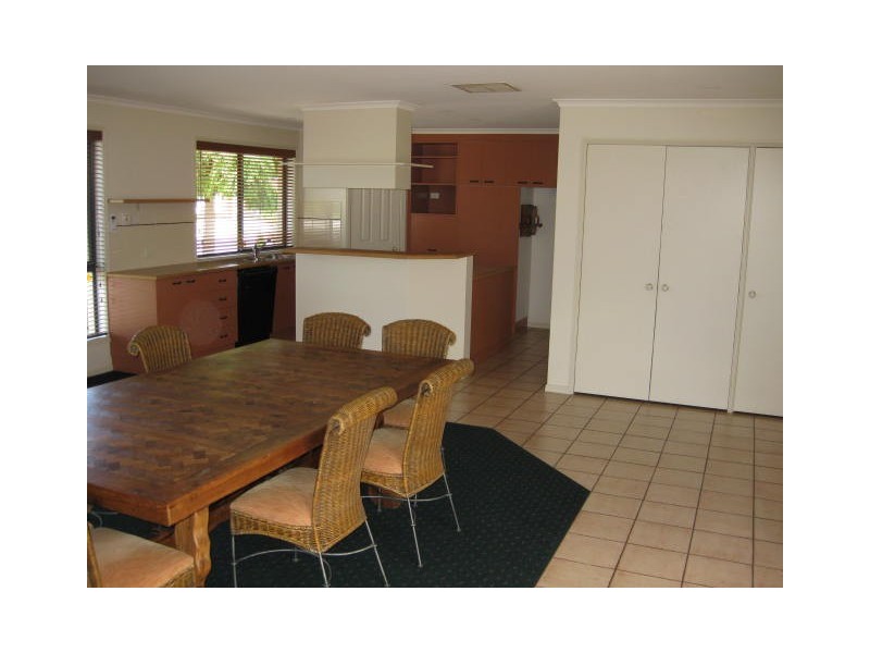20 Genevieve Avenue, Echuca VIC 3564