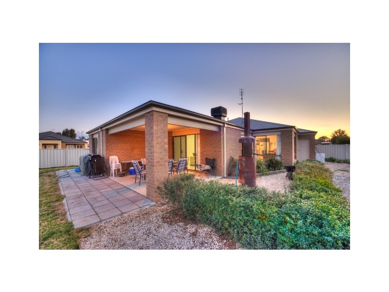 6 Alastair Court, Echuca VIC 3564