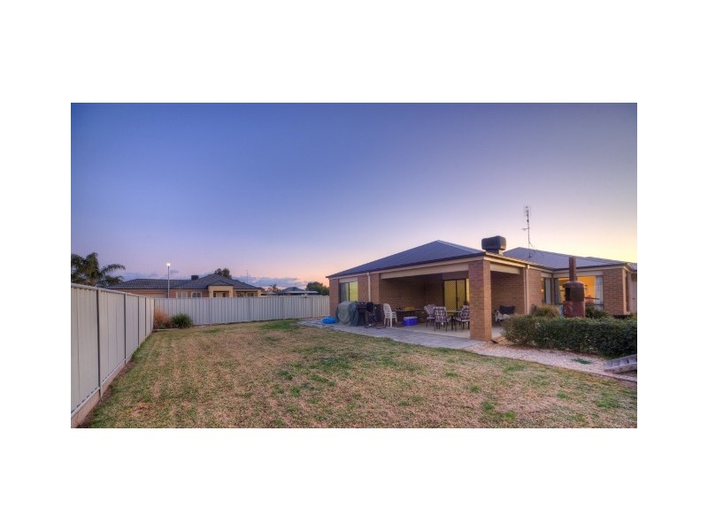 6 Alastair Court, Echuca VIC 3564