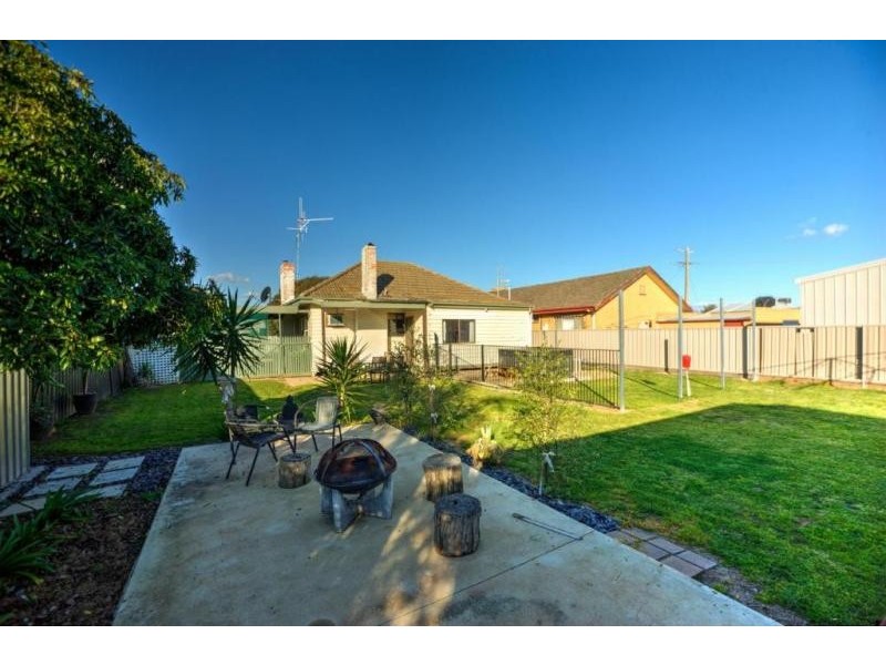 11 Haverfield Street, Echuca VIC 3564