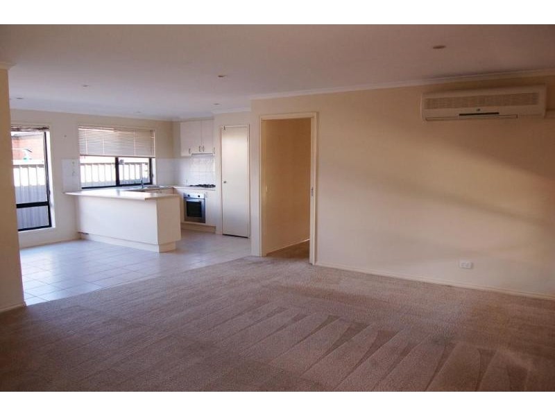 16 Elm Street, Echuca VIC 3564