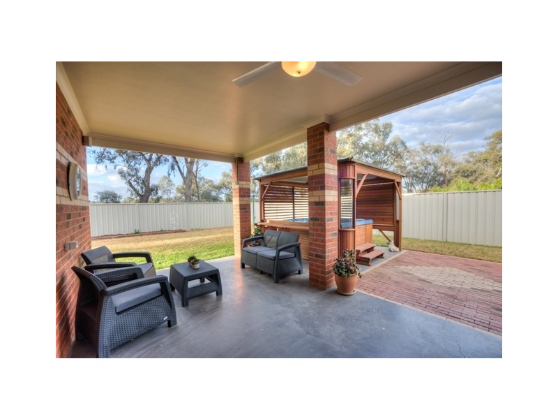 4 Morton Court, Moama NSW 2731
