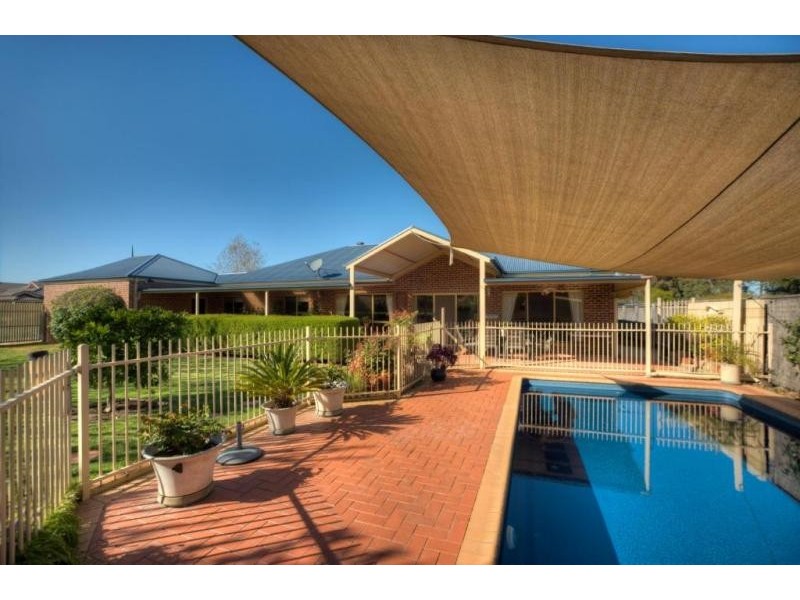 18 Orkney Court, Moama NSW 2731